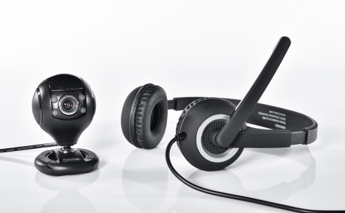 Hama HS-P150 set, headphones and Spy Protect 720P camera, Black, 2004047443458247 02  — OK Office Hama HS-P150 set, headphones and Spy Protect 720P camera, Black, 2004047443458247 02
